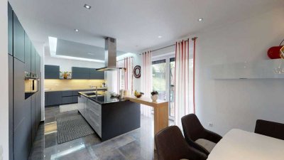 Luxuriöse Designerwohnung mit Außenpool, Sauna und großer Terrasse