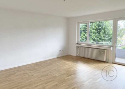 Longerich: gepflegte zwei-Zimmer-Wohnung mit Balkon