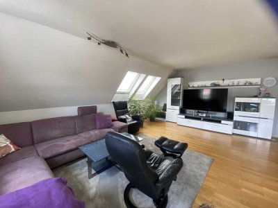 Schöne, helle 2,5 Zimmer Maisonette-Wohnung in Malmsheim zu verkaufen