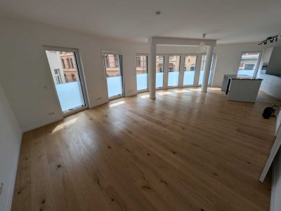 Exklusive 4-Zimmer-Neubauwohnung mit Balkon und Einbauküche