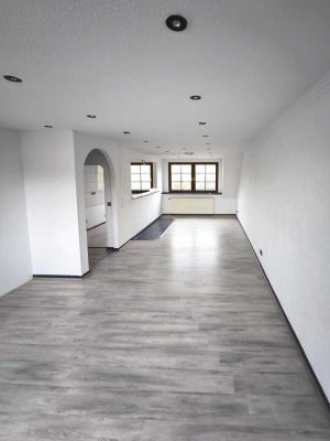 Moderne Studiodachgeschoßwohnung in ruhiger Lage Oberhausen Marienviertel