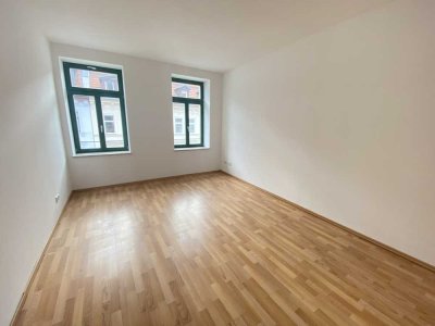 **SELBSTNUTZUNG ODER KAPITALANLAGE** SCHICKE 1-RWG MIT MODERNES BAD & FUßBODENHEIZUNG**WE 10**