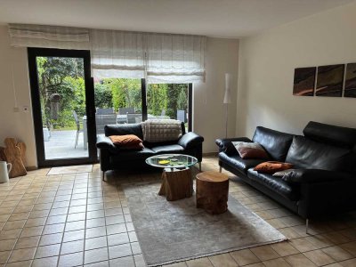 Großzügiges Reihenhaus mit schönem Garten, vielen Zimmern und ideal für Familien!