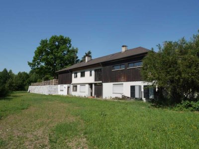 Freundliche 2-Zimmer-Einliegerwohnung mit  Einbauküche in Ortsrandlage Heiningen