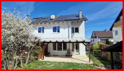 Modernes Einfamilienhaus mit schönem Garten
