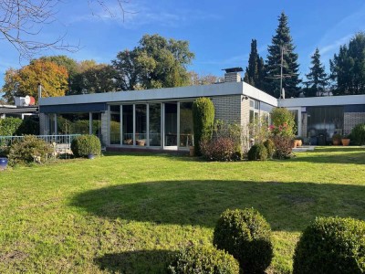 TOP! Komfortabler Bungalow mit liebevoll angelegtem Garten und Blick auf den Wasserturm