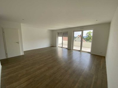 Sehr schöne 2-Zimmer-Wohnung mit großem Balkon