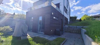 sonnige 2-Zimmer-Wohnung in Kusterdingen mit Terrasse/Garten und Carport