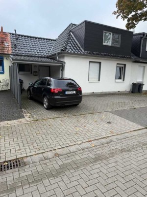 Attraktive Doppelhaushälfte in familienfreundlicher Lage
