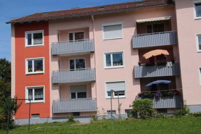 Hübsche helle 3-Zimmer-Nichtraucher-Wohnung  am Engelhaldepark