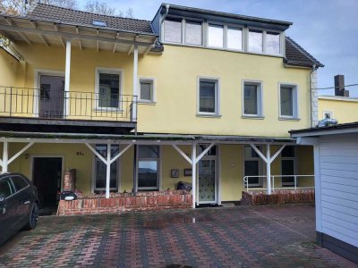 Gepflegte 1-2-Zimmer Wohnung im 1. OG in Solingen-Mitte