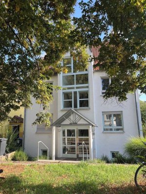 Traumhafte Maisonette-Wohnung mit Dachterrasse in der Tübinger Südstadt