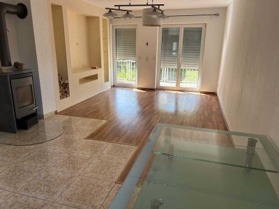 Charmante 4,5-Zimmer-Doppelhaushälfte mit Garten in ruhiger Lage von Schwalbach am Taunus