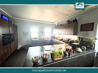 Charmantes Wohnensemble mit großzügigem Grundstück