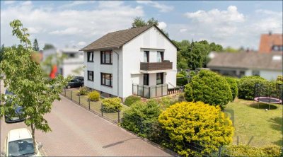Wohnen, vermieten oder beides: Ein-/Zweifamilienhaus in Wulsdorf mit Potenzial