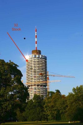 Einzigartiges Angebot! Frisch renovierte Wohnung im 32 Stock des Hotelturm