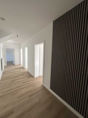 Frisch sanierte 3-Zimmer Wohnung in top Lage