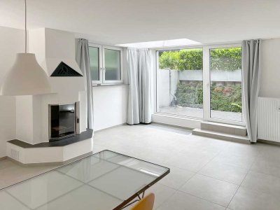Nähe Metro Teilmöblierte, frisch renovierte 2-Zimmer-Wohnung in Düsseldorf Ostpark/Grafenberger Wald