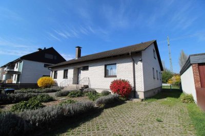 Attraktiver Bungalow mit großzügigem Garten und viel Potenzial am Ortsrand Schifferstadts