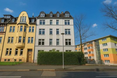 ++ außergewöhnliche Dachgeschosswohnung in beliebter Wohnlage ++