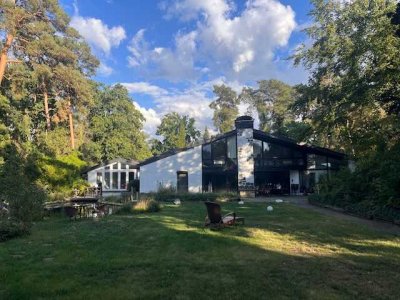 Traumhafte, großzügige Architektenvilla in Bissendorf-Wietze mit eigener Schwimmhalle + Tennishalle