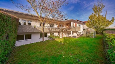 Bungalow mit Einliegerwohnung in ruhiger Wohnlage in Vaihingen-Roßwag