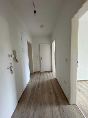 ***GERÄUMIGE 3-ZIMMER WOHNUNG***