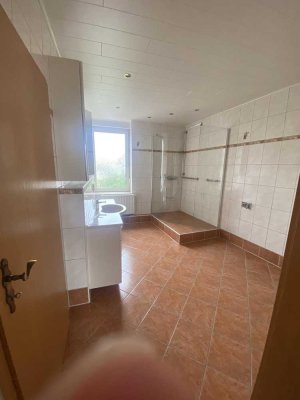 Zum selbst renovieren  und Kaution sparen 4 Zim in Altenburg