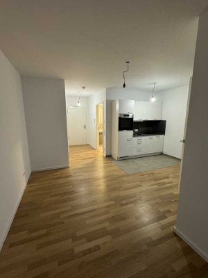 1-Zimmer-Wohnung Wohnung zur Untermiete in Frankfurt, Skyline View [Sep-Okt]