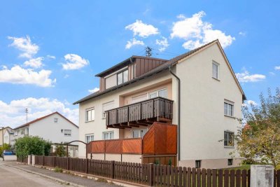Gepflegtes Dreifamilienhaus in ruhiger Wohnlage von Oberstimm!