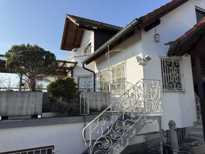 Repräsentatives Einfamilienhaus, Innenpool, Sauna, Wintergarten - in traumhafter Lage