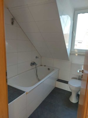 Frisch renovierte DG-Wohnung