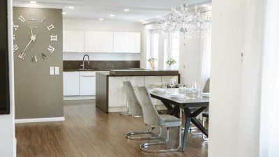 Elegante 4-Zimmer-Altstadtresidenz mit zwei Innenhofbalkonen – Toplage in der Kemptener Innenstadt