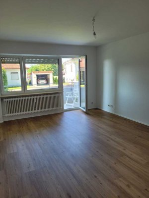 Wieder verfügbar: Geschmackvolle Hochparterre-2ZKB-Wohnung in Friedrichshafen