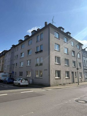 Rotthauser Markt 2 Zimmer 2 OG. Links