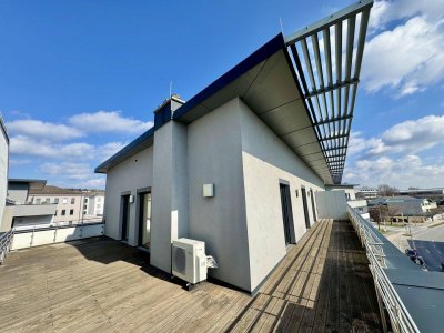 PENTHOUSE - Zentrumslage - Neuwertige 3 Zimmer - ca. 100m² WFL - ca. 70m² Terrasse - 3 Garagenplätze