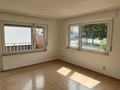 Helle 3-Zimmer-Wohnung mit Terrasse und EBK in Leinfelden-Echterdingen/ Stetten