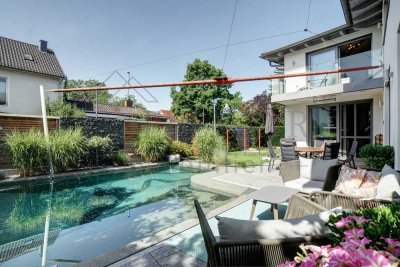 VERKAUF: Traumhaus in ruhiger Lage – Pool, Sauna & Whirlpool inklusive!