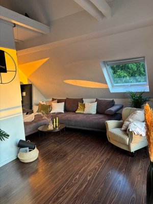 Seltene Gelegenheit: Westerberg, 2-Zimmer-DG-Wohnung mit Balkon und EBK in Osnabrück