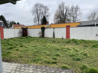 einmaliges projektiertes KFW 40 Haus mit real geteiltem Grundstück + 100.000,-€ Förderkredit sichern