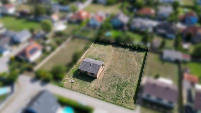 Lassen Sie Ihrer Phantasie freien Lauf: Rohbau mit Erweiterungspotential und großem Grundstück