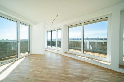 Modern geschnittene 2,5-ZI-Whg mit umlaufendem Balkon und Einbauküche