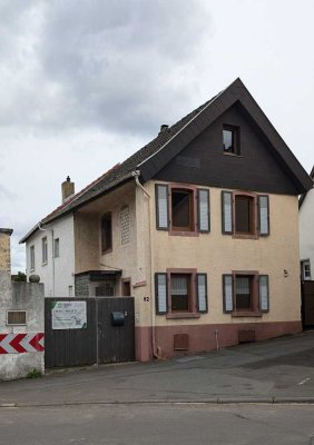 !KEINE MAKLERKOSTEN! Einfamilienhaus sucht Handwerker