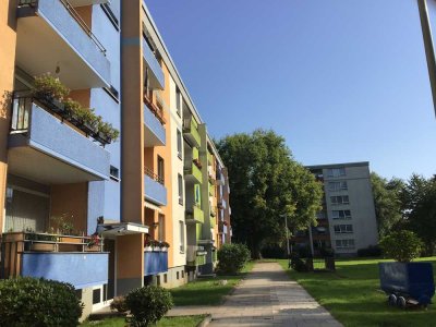 Charmante Familienwohnung mit 2 Balkonen im Grünen!