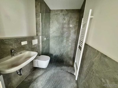 RIDA FLATS - Kernsanierte Stadtwohnung mit Balkon im Herzen Düsseldorfs