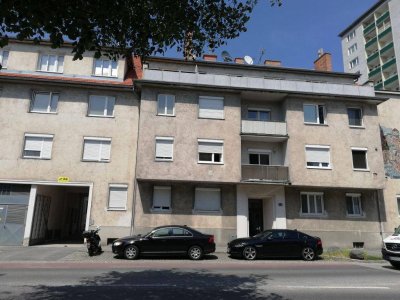 Helle 2-Zimmerwohnung mit großer Terrasse