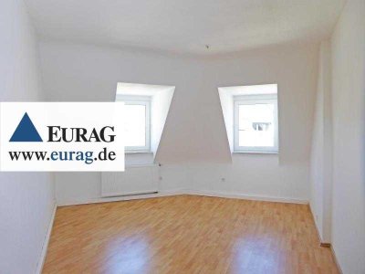 N-Gärten b. Wöhrd: Zentral gelegen - Gemütliche 2-Zi-Whg (4.OG o.A.) mit EBK