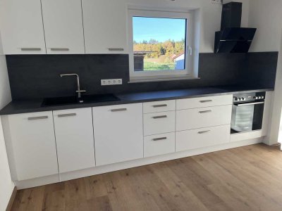 Erstbezug nach Sanierung: 4-Zimmer-Wohnung mit Balkon in Westhausen