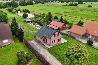 Moderne trifft Landhaus! Nähe Weener, mit großem Grundstück.