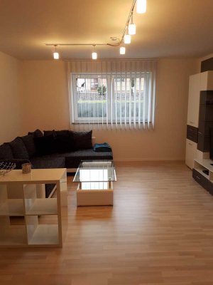 Gemütliche, gut ausgestattete Wohnung in Schwandorf-Dachelhofen, neue Fußböden und frisch gestrichen